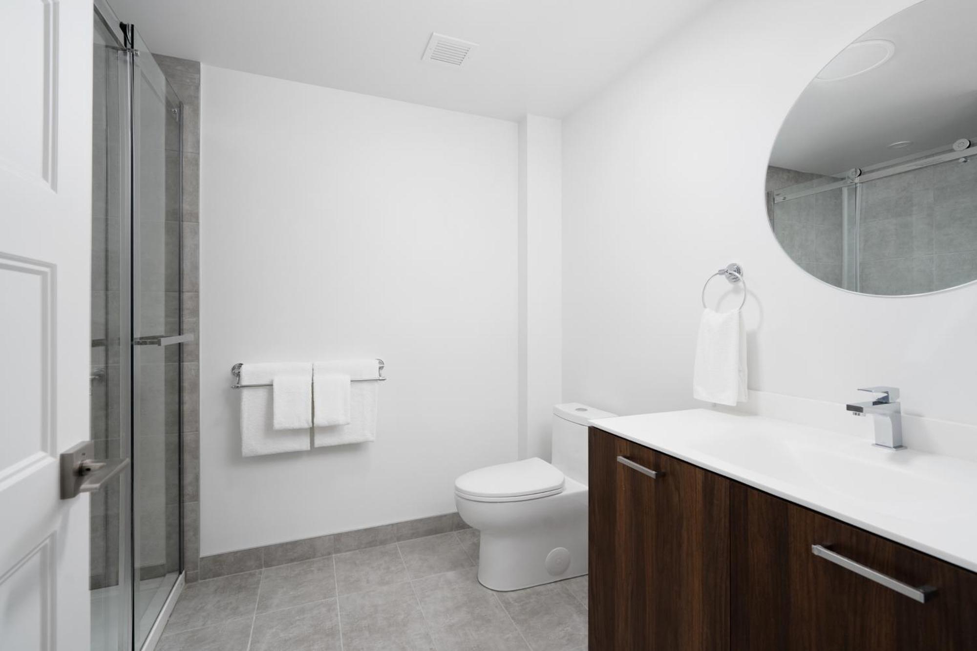 Sonder Gare Saint Denis Aparthotel Montréal Rom bilde