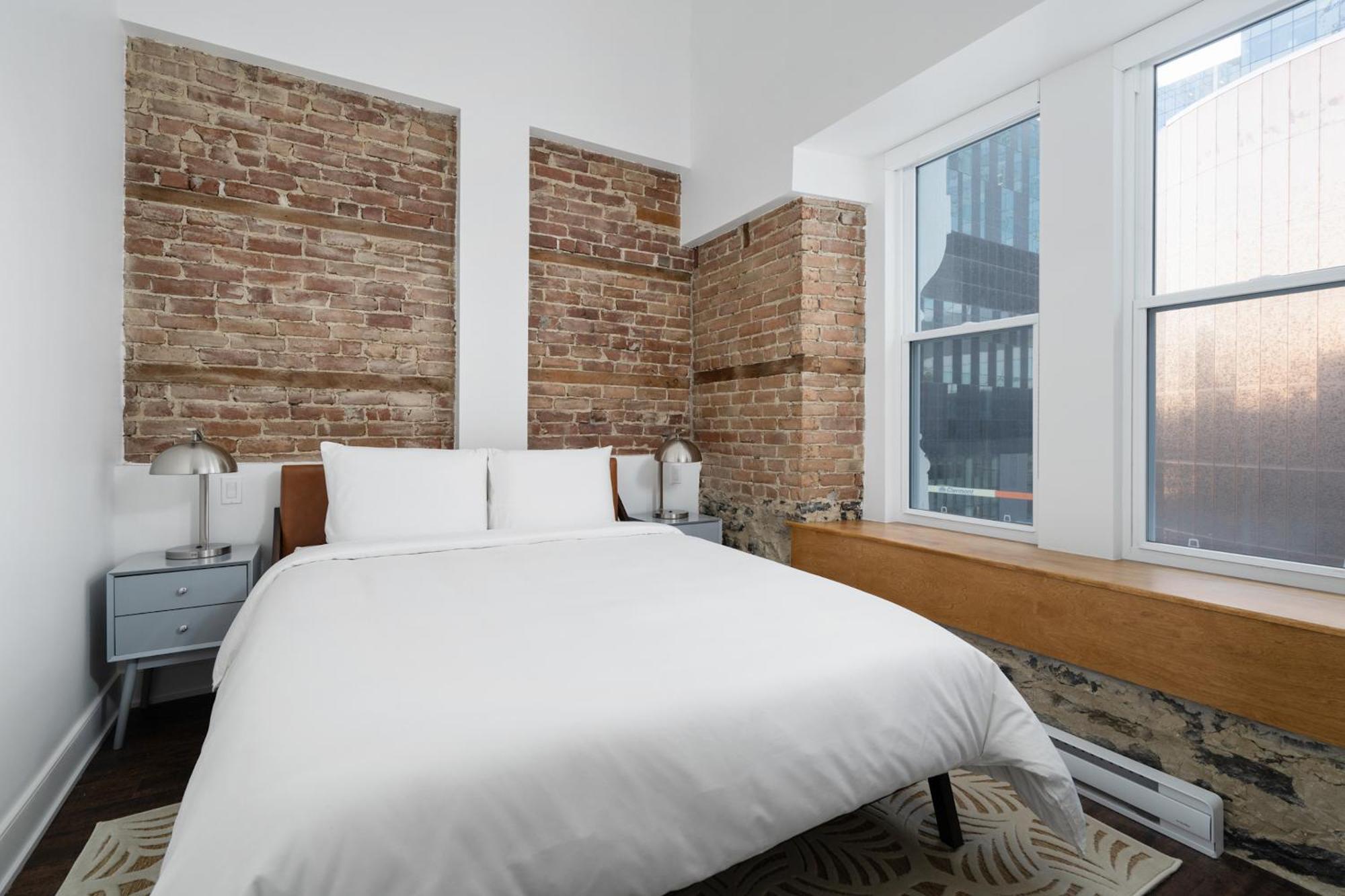 Sonder Gare Saint Denis Aparthotel Montréal Rom bilde